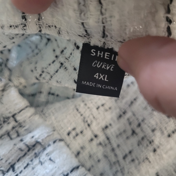 Shein Curve 4X (18/20) White Skirt - Picture 4 of 4